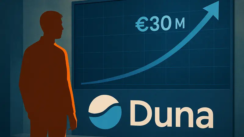 Логотип Duna на фоне графика роста инвестиций, показывающего €30 миллионов