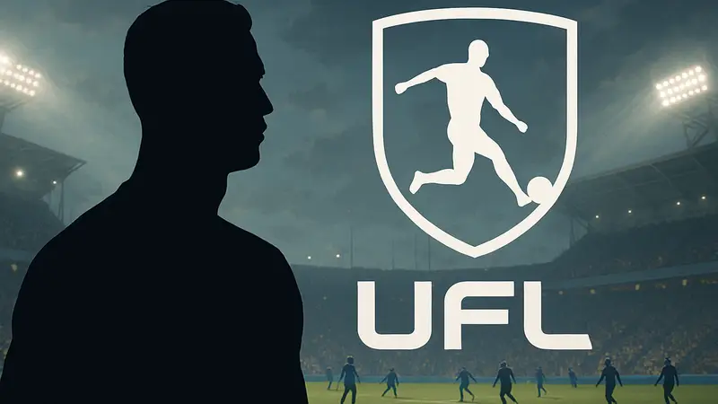 Криштиану Роналду и логотип игры UFL, футбольного симулятора для мобильных устройств.