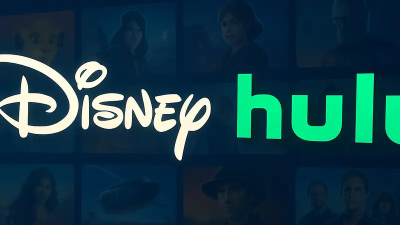 Логотипы Disney+ и Hulu на фоне стримингового интерфейса