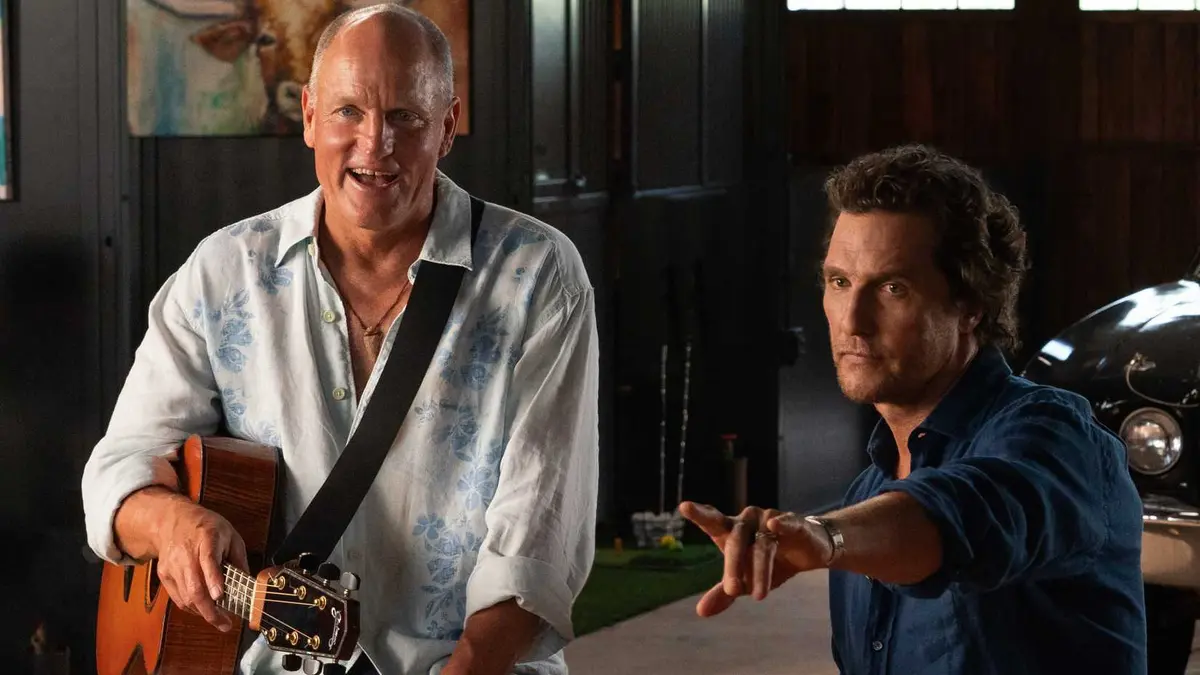 Woody Harrelson laughing and Matthew McConaughey pointing in Brothers