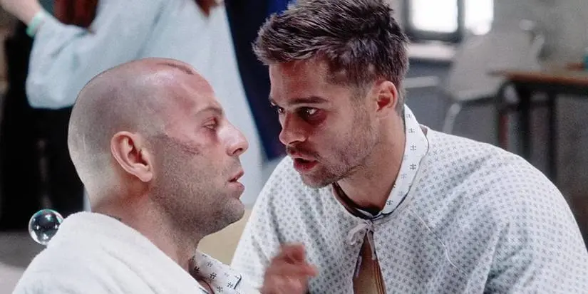 Cole and Goines talk in the asylum in 12 Monkeys