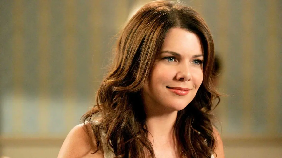 Lauren Graham as Lorelai Gilmore in Gilmore Girls