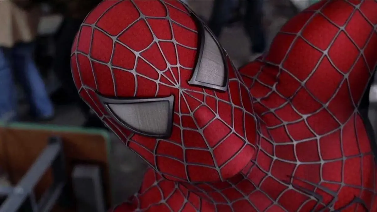 Spider-Man looks on in Spider-Man 2