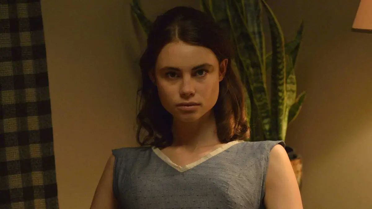 Lucy Fry in 11 22 63 Hulu 2016