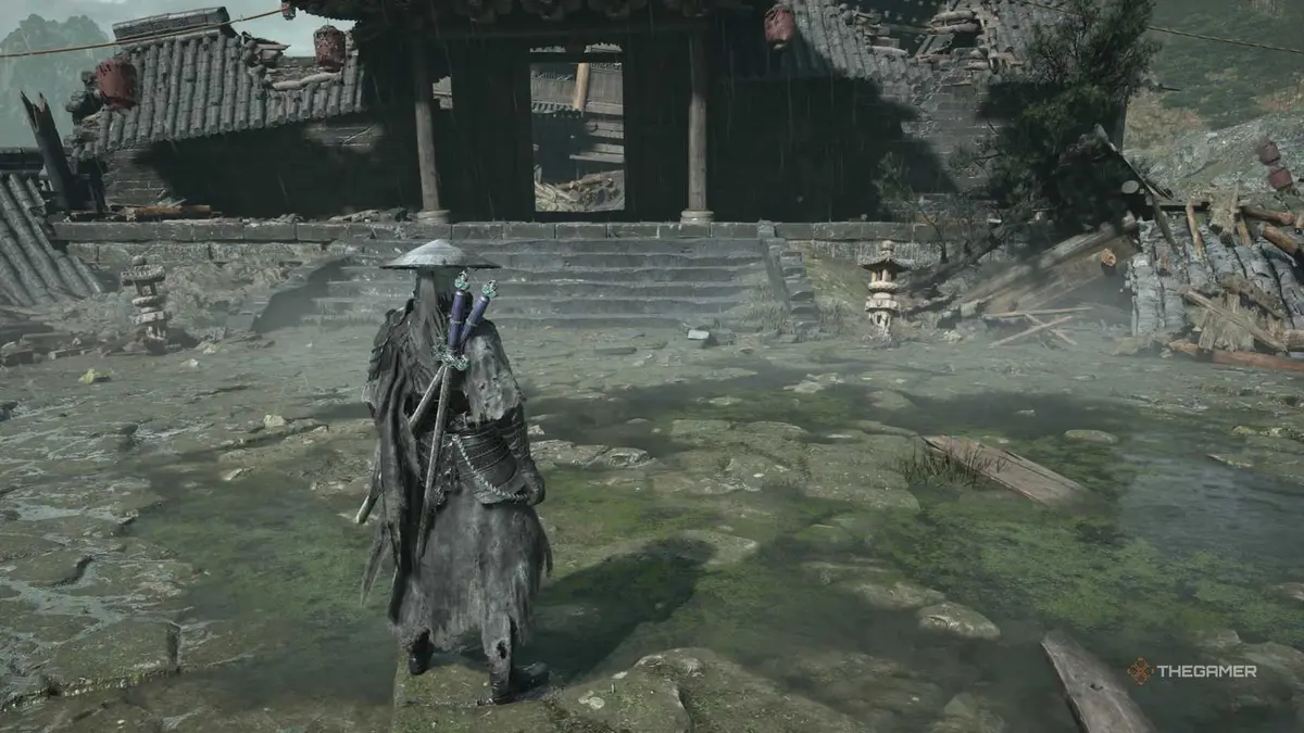 Soul standing in front of an Archway in Phantom Blade Zero.