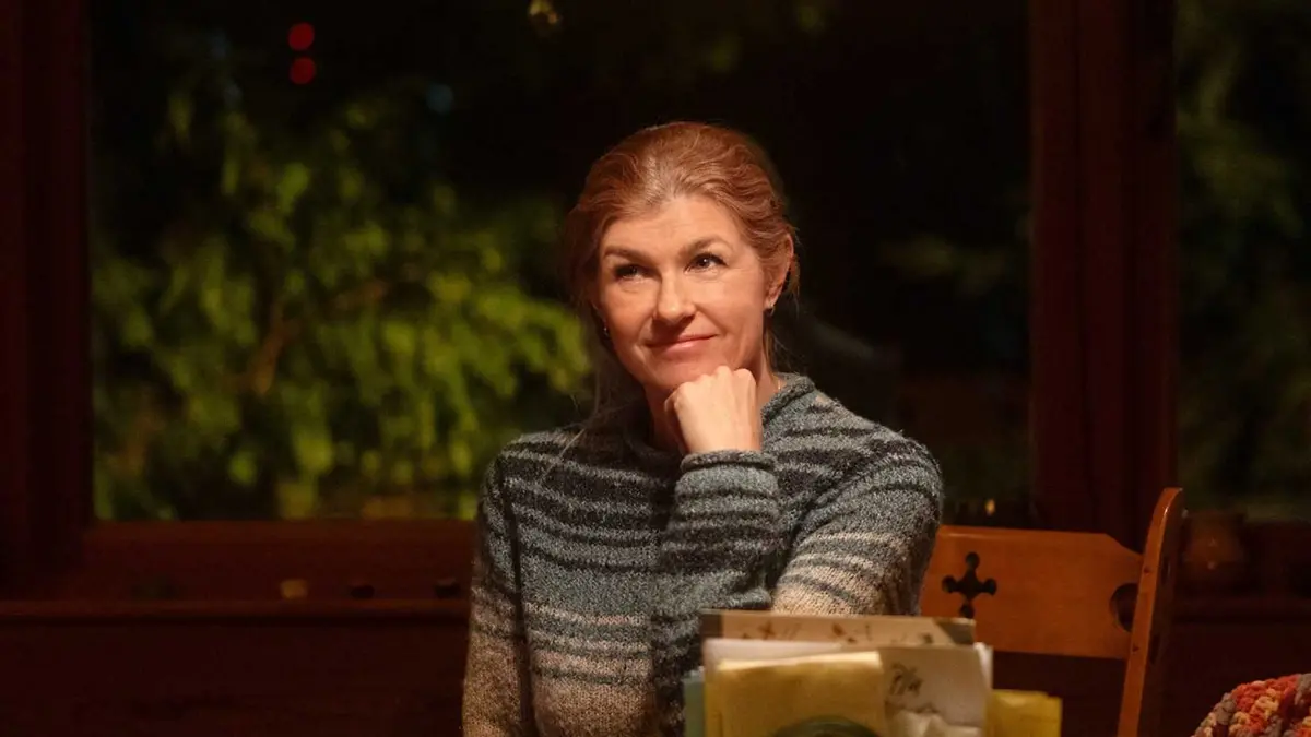 Connie Britton smiling in Phony
