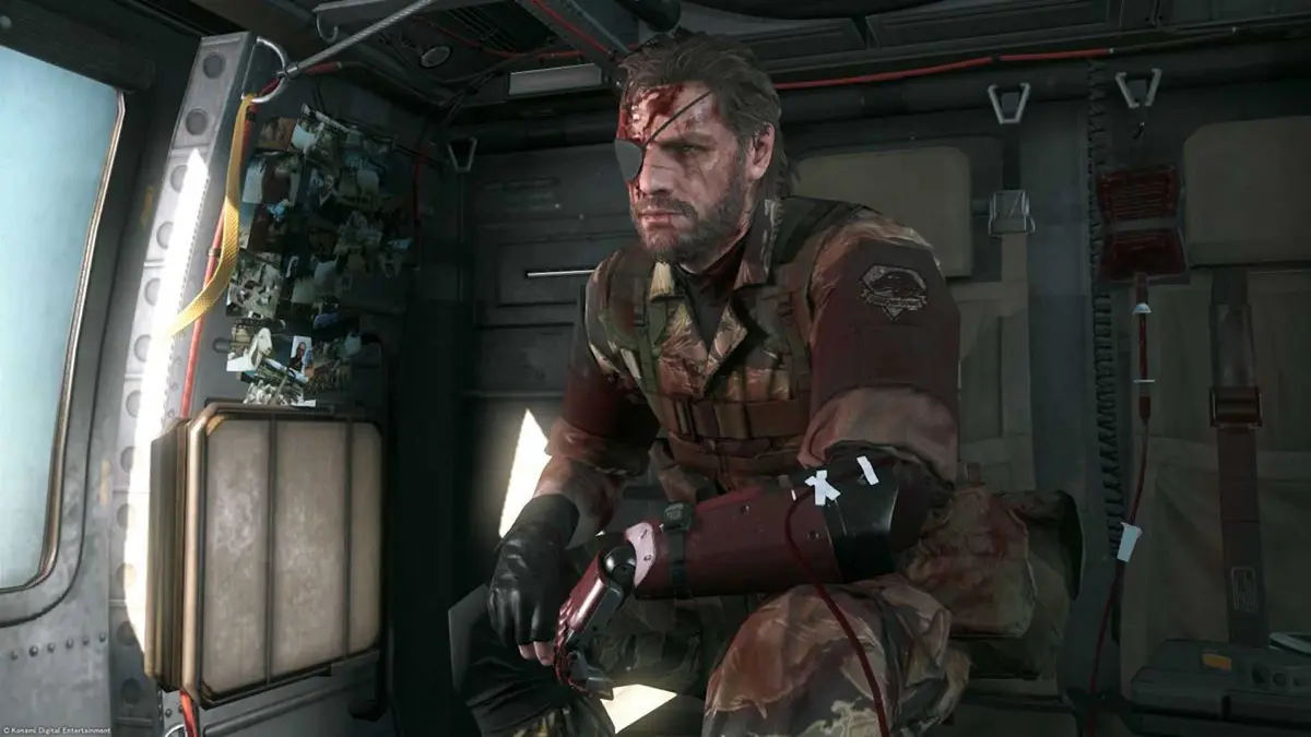 Snake in a helicopter in Metal Gear Solid 5 The Phantom Pain