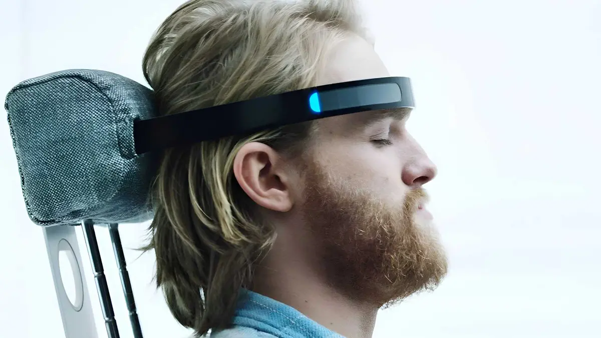 Wyatt Russell’s character connected to a simulation gaming device in Black Mirror’s Playtest