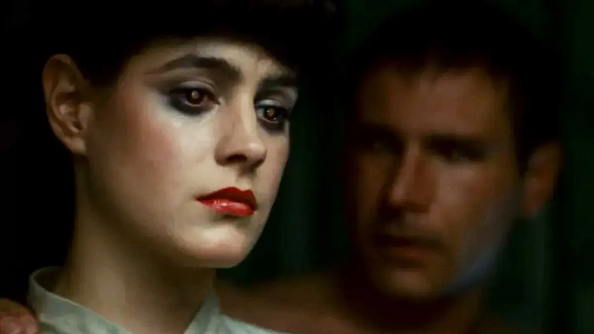 Sean Young's Rachael and Harrison Ford's Rick Deckard talk in Blade Runner