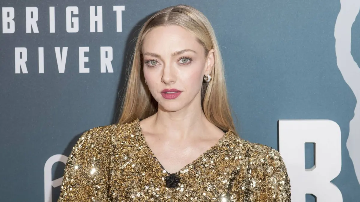 long-bright-river-premiere-amanda-seyfried