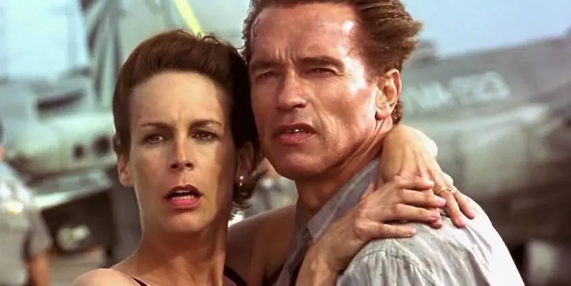 Helen holds on to Harry in True Lies.