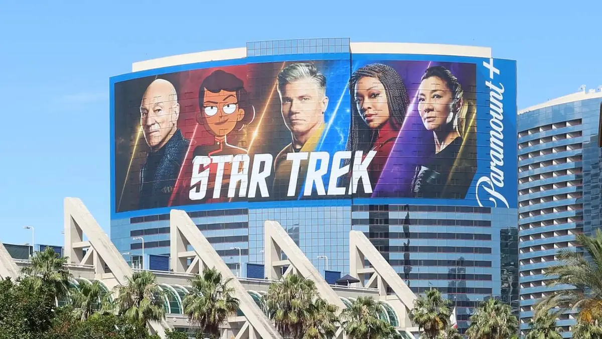 Star Trek hotel banner SDCC