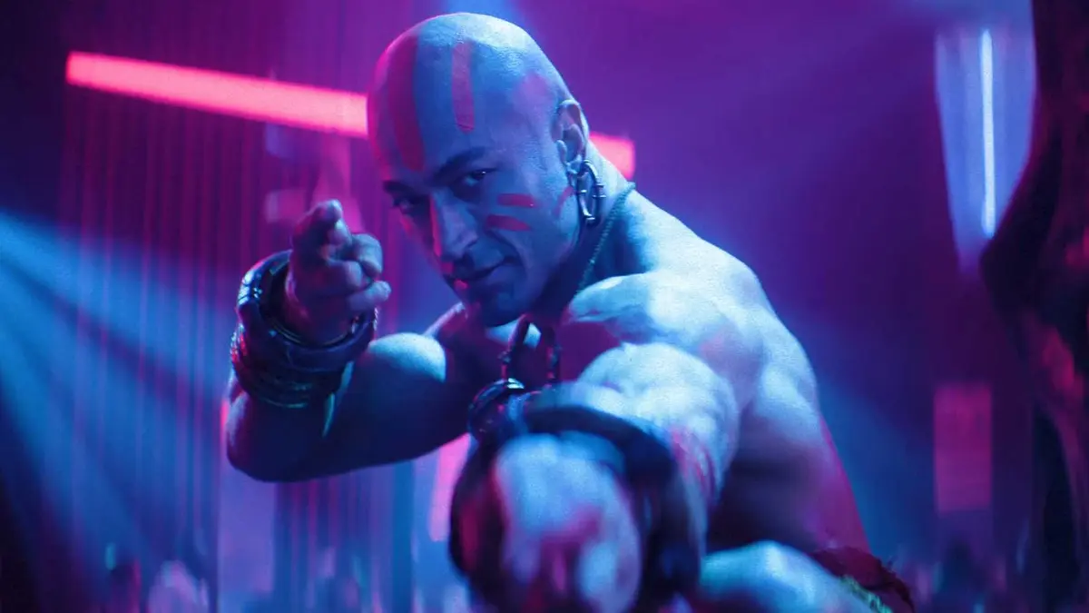 Dhalsim striking a battle ready pose in Street Fighter
