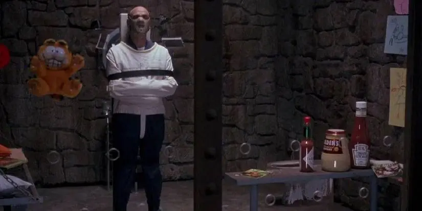 Leecher in his cell in Loaded Weapon 1