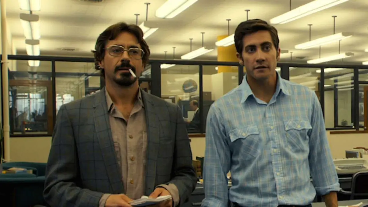 Robert Downey Jr. and Jake Gyllenhaal look on in Zodiac