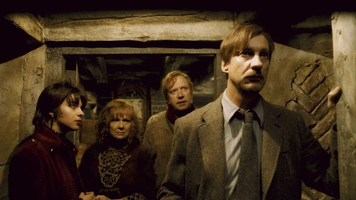harry-potter-and-the-half-blood-prince-Natalia-Tena-Julie-Walters-Mark-Williams-David-Thewlis
