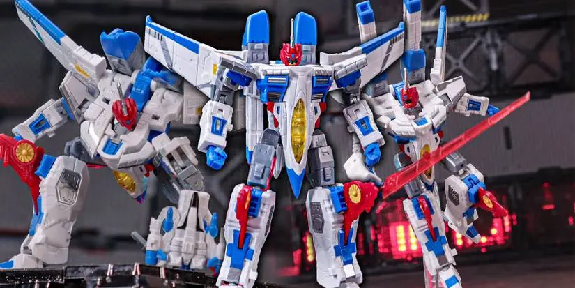 Split images of a third-party Transformers: Universe Ramjet toy.