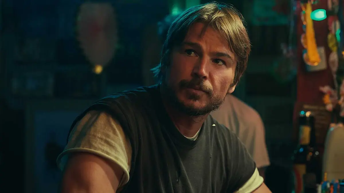 Josh Hartnett as Calvin Penney in Below