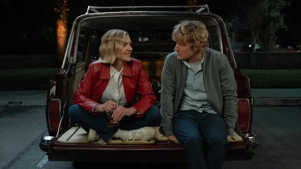Rhea Seehorn and Owen Wilson in Stick season 2