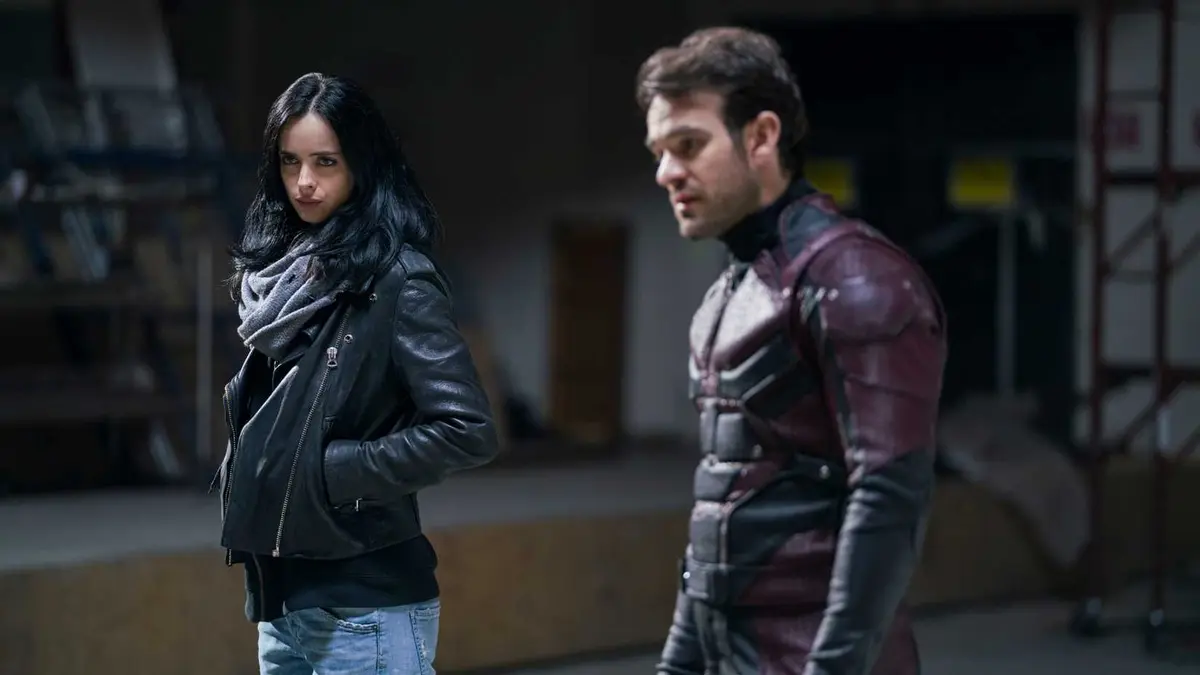 Krysten Ritter as Jessica Jones and Charlie Cox as Matt Murdock/Daredevil on The Defenders