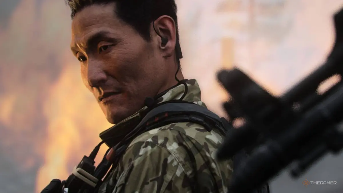 Photo of main character from Cod M4 near a gun.