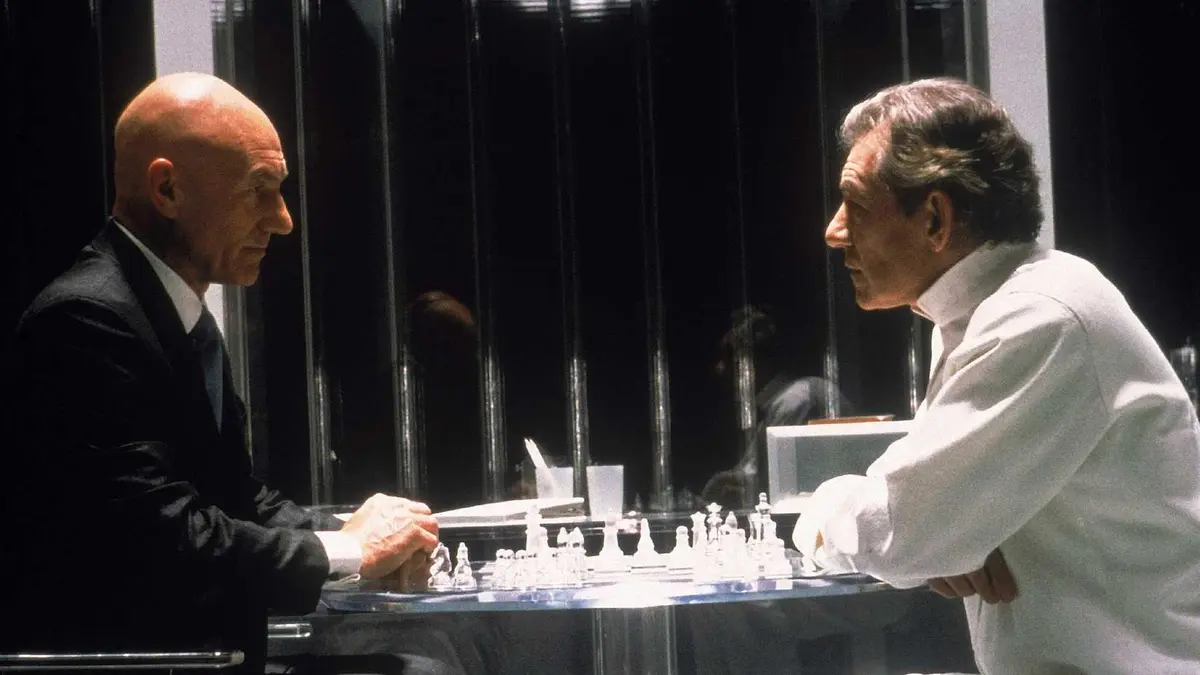 Professor X and Magneto playing chess in X-Men 2000