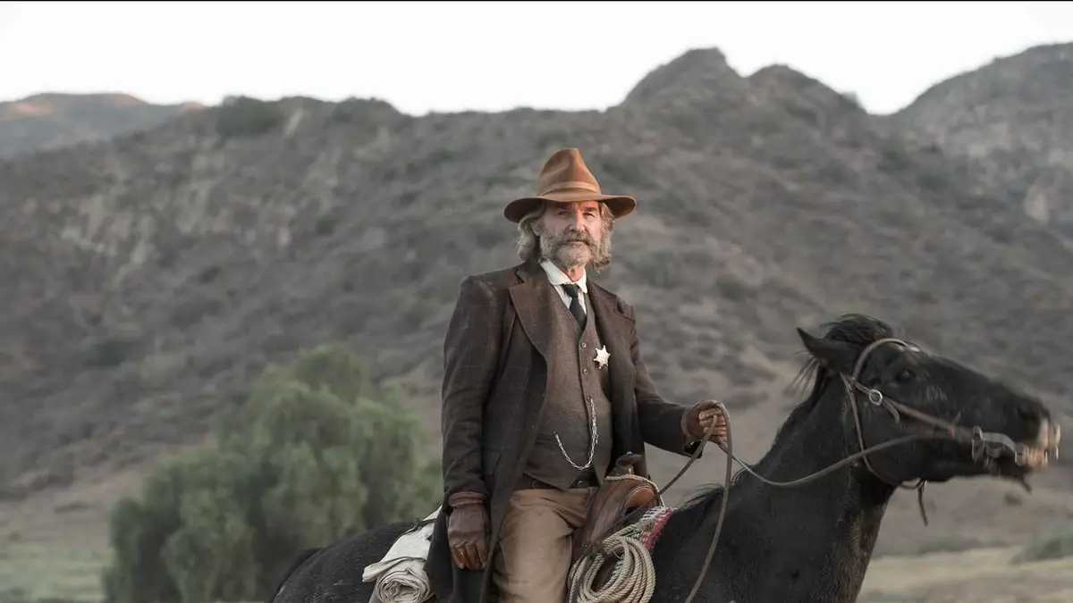 Kurt Russell on horseback as the Sheriff in Bone Tomahawk