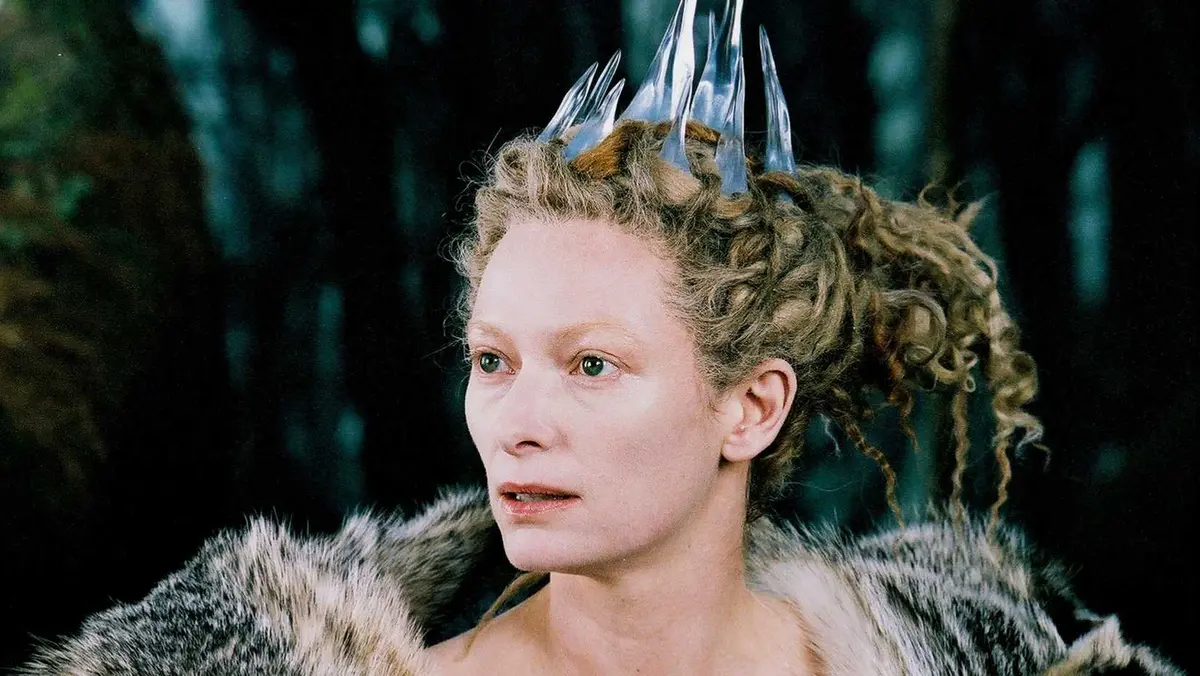 Jadis/White Witch (Tilda Swinton) looking regal in The Lion, the Witch and the Wardrobe