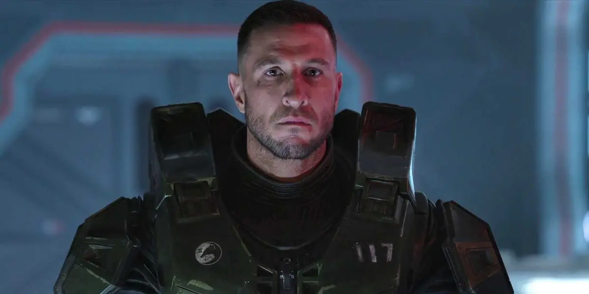 Pablo Schreiber as Master Chief without a helmet on in Halo TV show