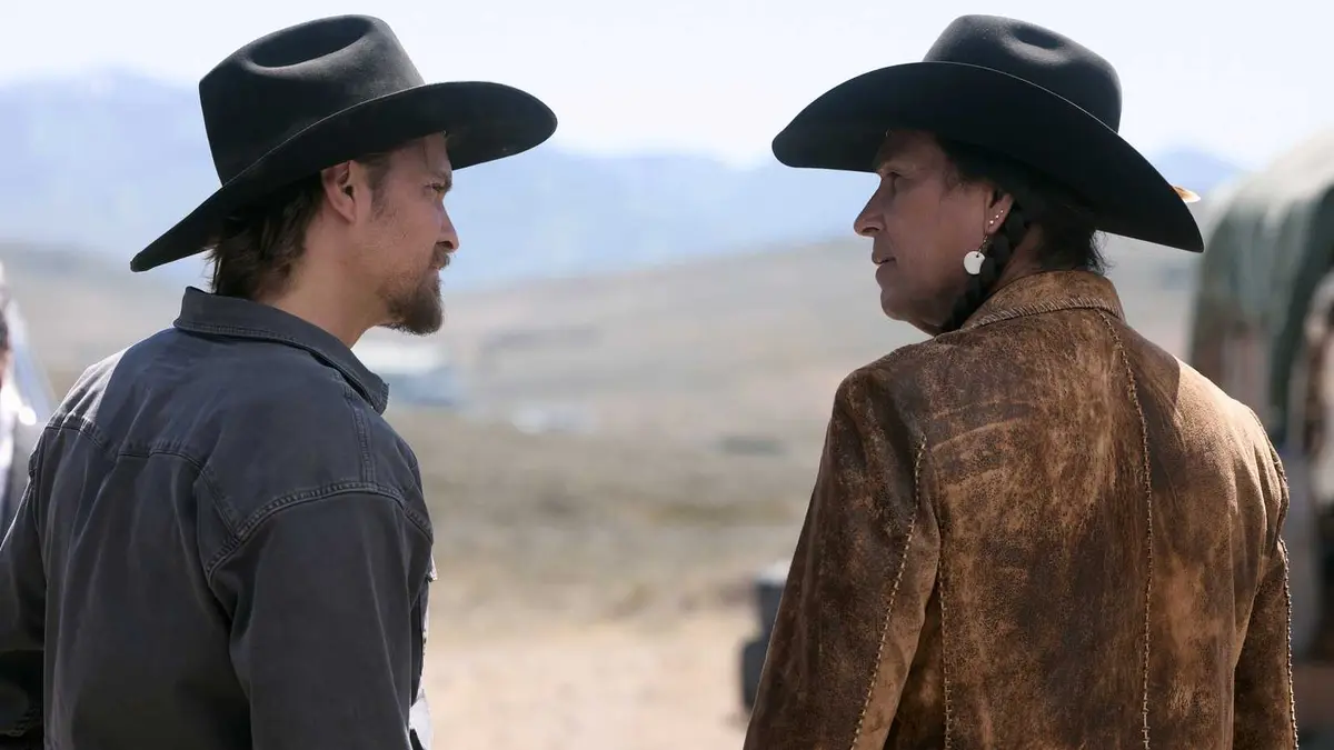 Still of Luke Grimes as Kayce Dutton and Mo Brings Plenty in Marshals season 2 episode 3.