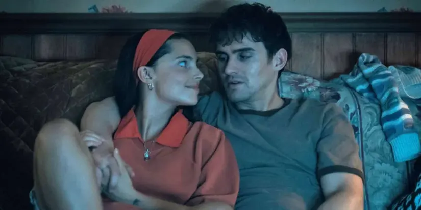 Inde Navarrette and Michael Johnston in Obsession