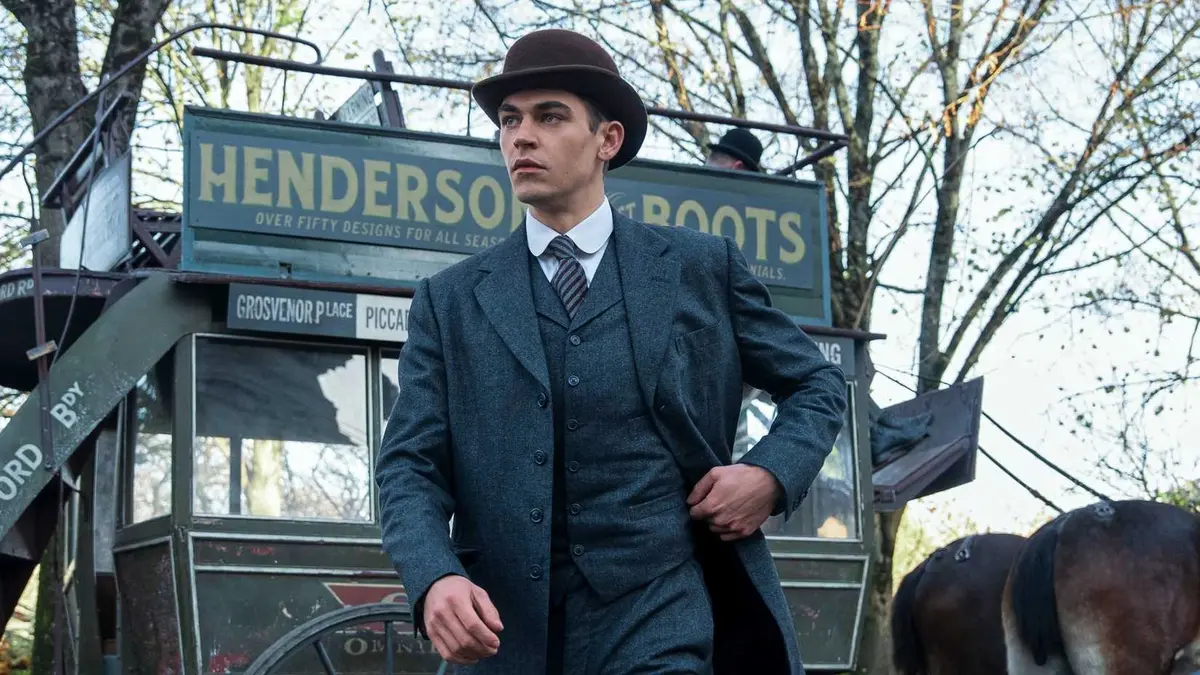 Sherlock Holmes walking on the streets in Young Sherlock season 1